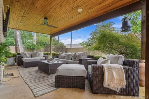 Exterior - 3235 E 59th St, Tulsa, OK 74105 photo 4 of 10