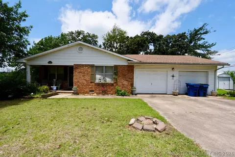 611 S 15th St, Mcalester, OK 74501