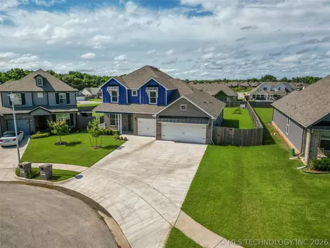 View/Area - 814 E Honolulu Pl, Broken Arrow, OK 74012 photo 3 of 5