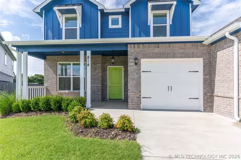 Exterior - 814 E Honolulu Pl, Broken Arrow, OK 74012 photo 2 of 2
