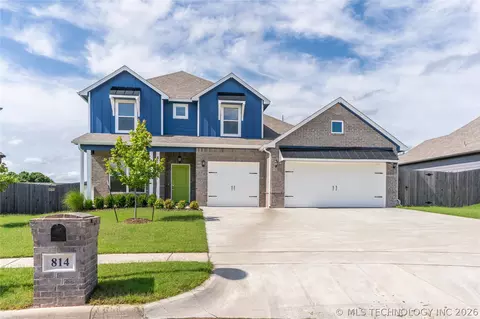 814 E Honolulu Pl, Broken Arrow, OK 74012