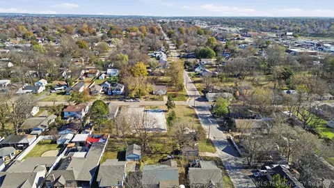 3015 E Archer St, Tulsa, OK 74110 photo 3