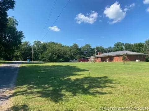 238 N Monroe Ave, Alderson, OK 74522