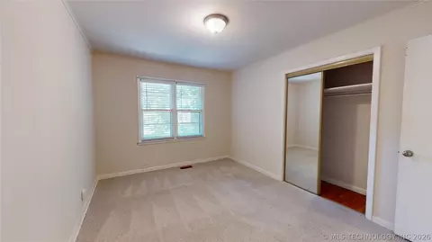 Bedroom - 1535 E 54th St, Tulsa, OK 74105 photo 2 of 6