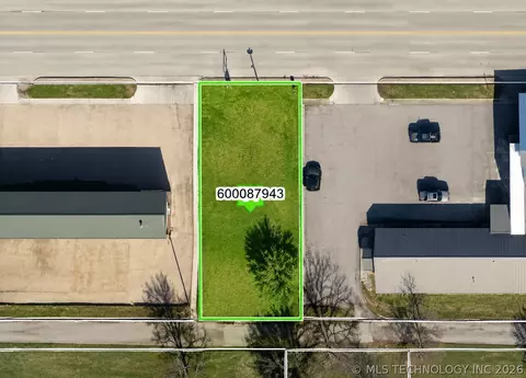 E Main Street, Cushing, OK 74023 photo 2