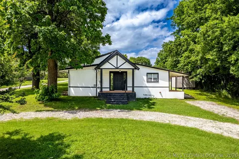 125 W Walnut St, Coweta, OK 74429