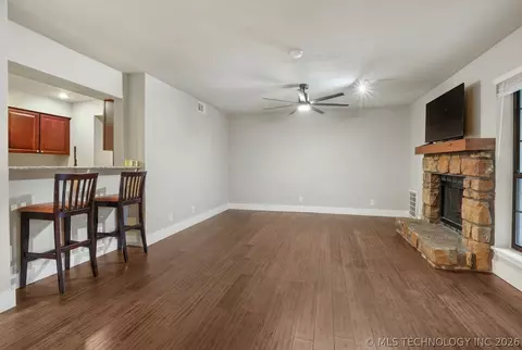 6376 S 80th Avenue E 41h, Tulsa, OK 74133