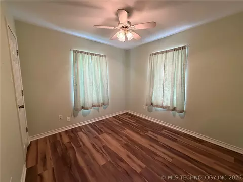 Bedroom - 507 E Tonner, Calera, OK 74730 photo 3 of 3