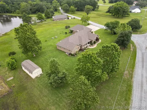 View/Area - 124 Walnut Rdg, Eufaula, OK 74432 photo 4 of 12
