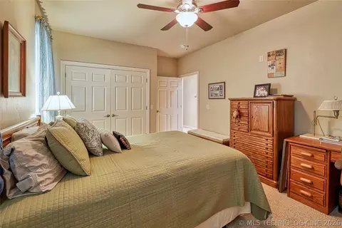 Bedroom - 124 Walnut Rdg, Eufaula, OK 74432 photo 7 of 7