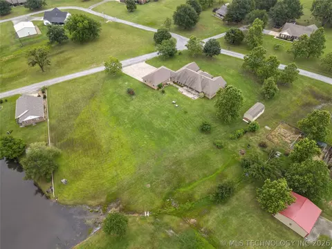 View/Area - 124 Walnut Rdg, Eufaula, OK 74432 photo 7 of 12