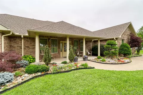 Exterior - 124 Walnut Rdg, Eufaula, OK 74432 photo 4 of 6