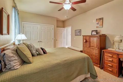 Bedroom - 124 Walnut Rdg, Eufaula, OK 74432 photo 7 of 7