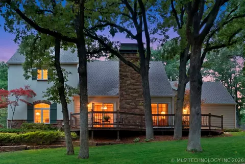 9704 S Lakewood Pl, Tulsa, OK 74137