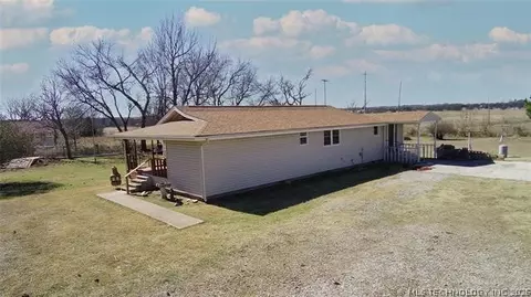 52 Blossom Dr, Wilson, OK 73463