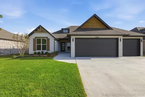 23053 E 107th St S, Broken Arrow, OK 74014