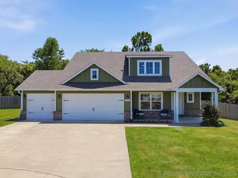6804 S 22nd Pl E, Broken Arrow, OK 74011