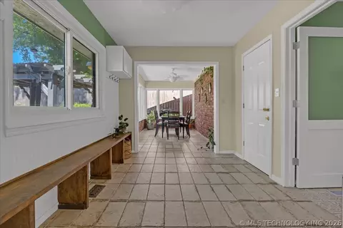 Entry Way - 5813 E 64th Pl, Tulsa, OK 74136 photo 5 of 6
