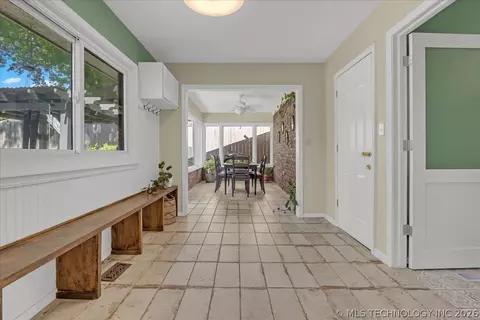 Entry Way - 5813 E 64th Pl, Tulsa, OK 74136 photo 6 of 6