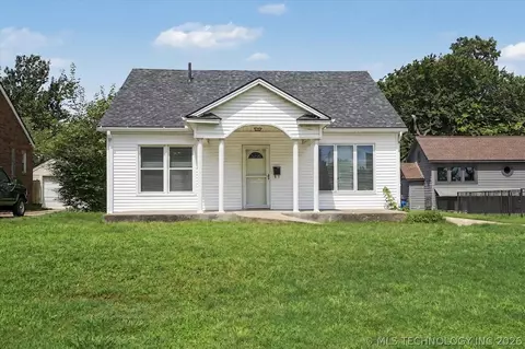 1608 S Knoxville Ave, Tulsa, OK 74112