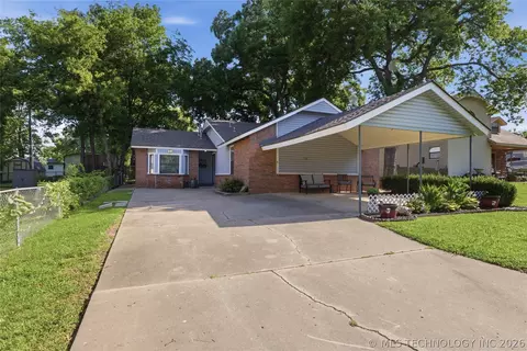 41 E 148th St S, Glenpool, OK 74033