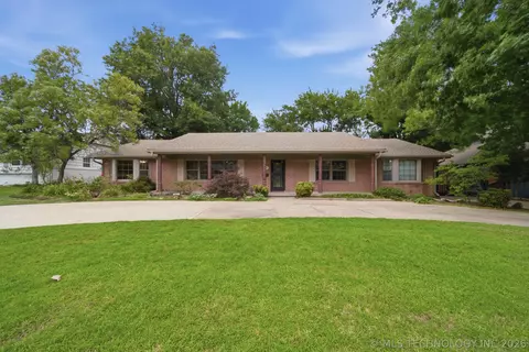 4631 E 55th Pl, Tulsa, OK 74135