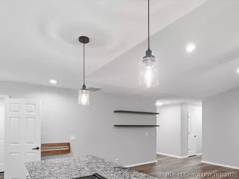 Entry Way - 1200 S 28th St, Broken Arrow, OK 74014 photo 3 of 3