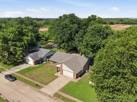 View/Area - 1200 S 28th St, Broken Arrow, OK 74014 photo 1 of 3