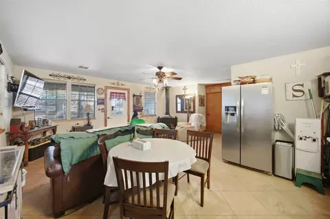 Dining - 419168 E 1141 Rd, Eufaula, OK 74432 photo 1 of 2