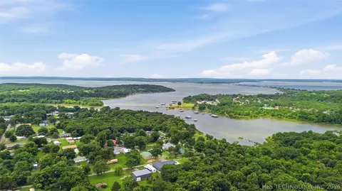 View/Area - 419168 E 1141 Rd, Eufaula, OK 74432 photo 2 of 4