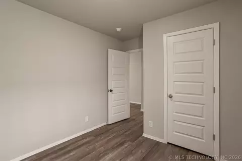 Bedroom - 315 N Cattle Dr, Haskell, OK 74436 photo 2 of 5