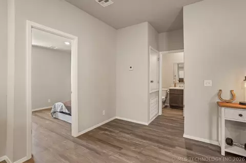 Entry Way - 315 N Cattle Dr, Haskell, OK 74436 photo 9 of 9