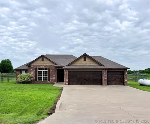 13964 Saddlebrook Dr, Oologah, OK 74053