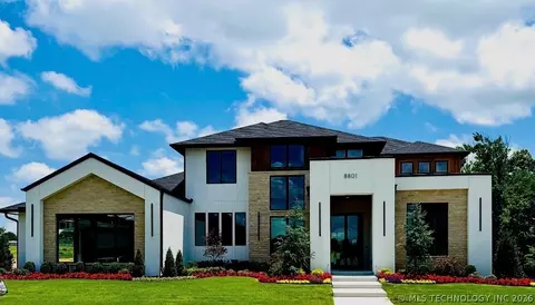 8801 Elgin St, Broken Arrow, OK 74014