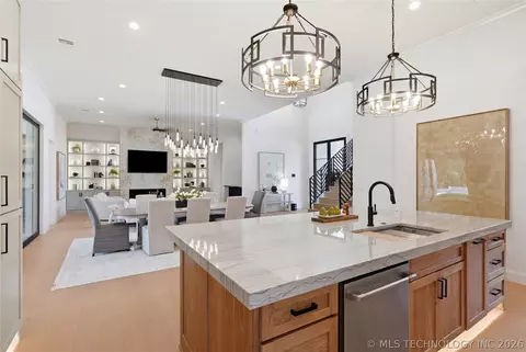 Kitchen - 8801 Elgin St, Broken Arrow, OK 74014 photo 1 of 9