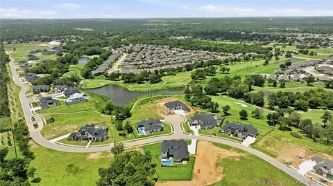 View/Area - 8801 Elgin St, Broken Arrow, OK 74014 photo 3 of 4
