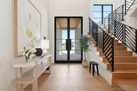 Entry Way - 8801 Elgin St, Broken Arrow, OK 74014 photo 1 of 9