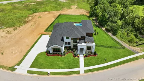 View/Area - 8801 Elgin St, Broken Arrow, OK 74014 photo 1 of 4