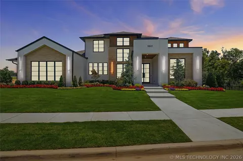 8801 Elgin St, Broken Arrow, OK 74014
