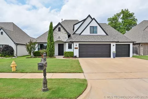 6867 E 124th St S, Bixby, OK 74008