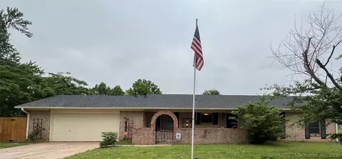 14517 W Alfalfa Ln, Sand Springs, OK 74063