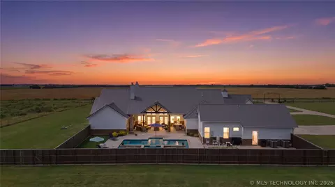 Exterior - 249503 E 1930, Devol, OK 73531 photo 4 of 19
