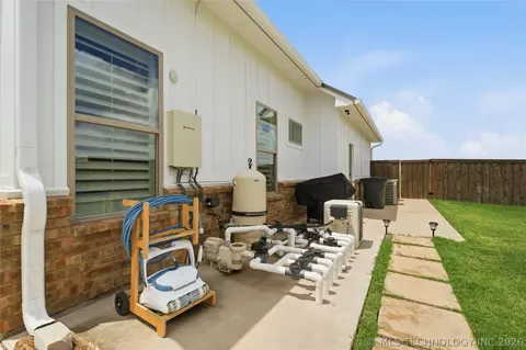 Exterior - 249503 E 1930, Devol, OK 73531 photo 15 of 19