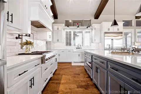 Kitchen - 249503 E 1930, Devol, OK 73531 photo 3 of 10