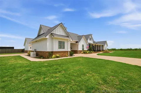 Exterior - 249503 E 1930, Devol, OK 73531 photo 10 of 19