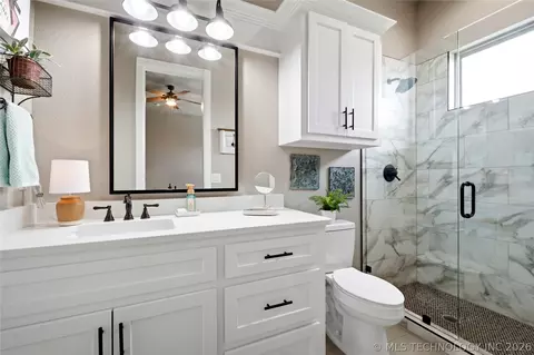 Bath - 249503 E 1930, Devol, OK 73531 photo 6 of 12
