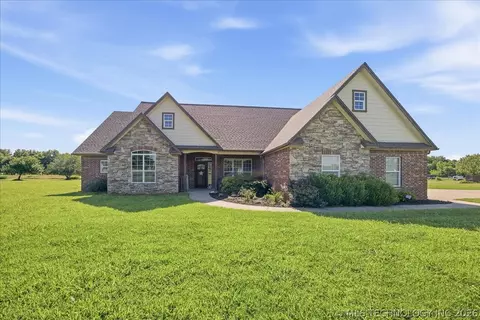 1197 N 177th West Ave, Sand Springs, OK 74063
