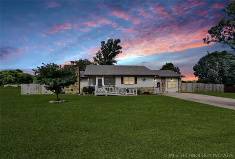 1101 N Taylor Ave, Wagoner, OK 74467