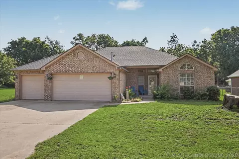 1321 S 214th West Ave, Sand Springs, OK 74063