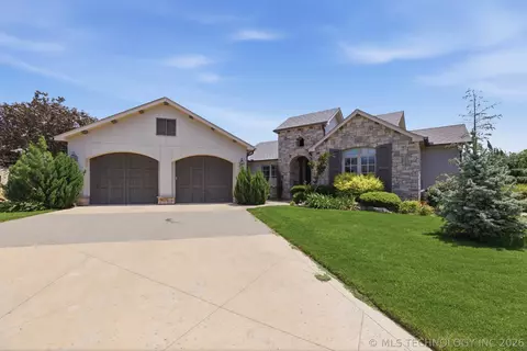 1101 W 84th St, Tulsa, OK 74132